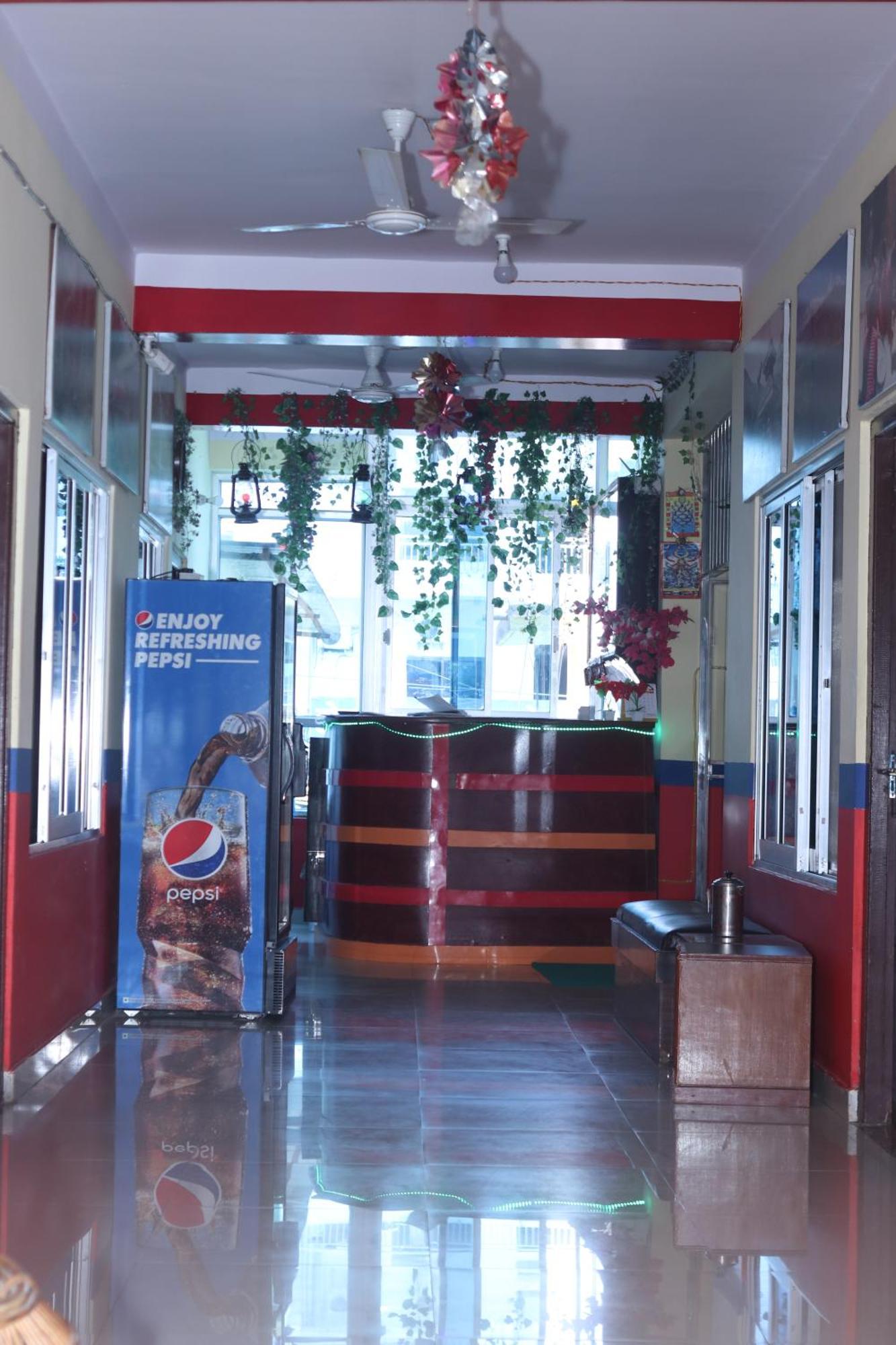Punjabi Dhaba Lodge & Restaurant Rummindei Luaran gambar